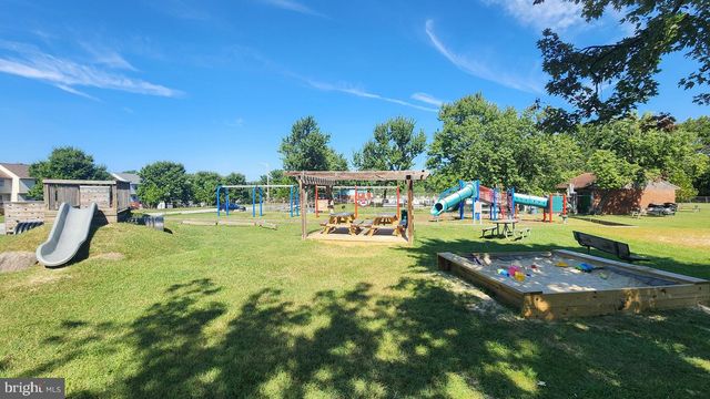 8265 AHEARN DR, Millersville, MD 21108