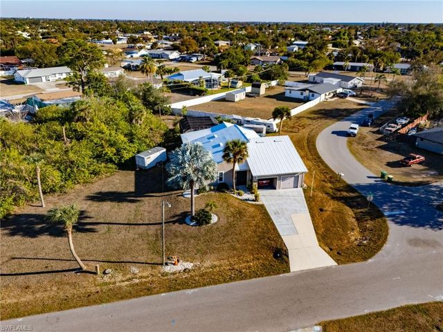 643 Blue LN NW, Port Charlotte, FL 33952