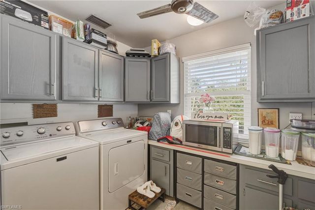 643 Blue LN NW, Port Charlotte, FL 33952