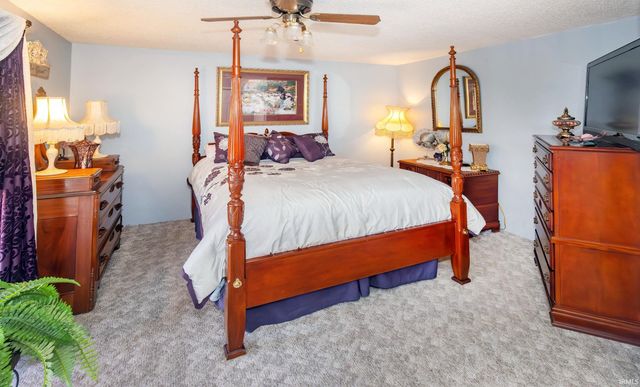 1813 College Avenue, Vincennes, IN 47591