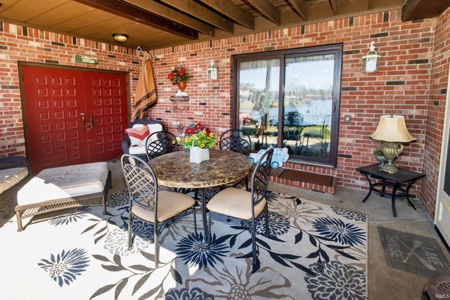 1813 College Avenue, Vincennes, IN 47591