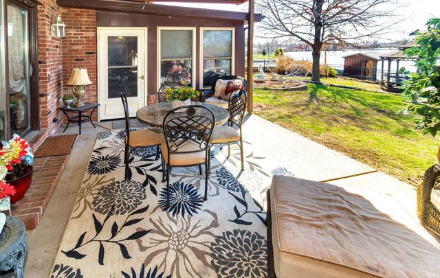 1813 College Avenue, Vincennes, IN 47591