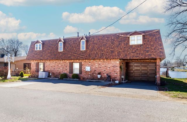 1813 College Avenue, Vincennes, IN 47591