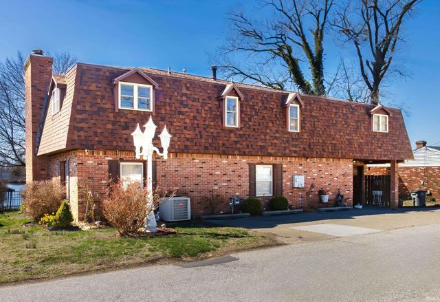 1813 College Avenue, Vincennes, IN 47591