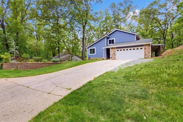 9485 Martin Road, Roswell, GA 30076