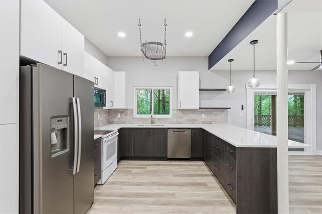 9485 Martin Road, Roswell, GA 30076