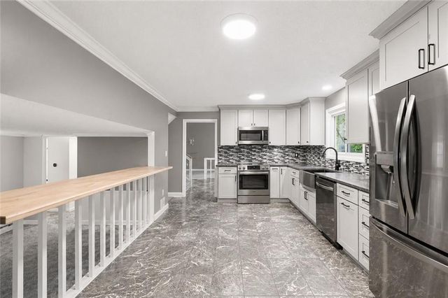 9485 Martin Road, Roswell, GA 30076