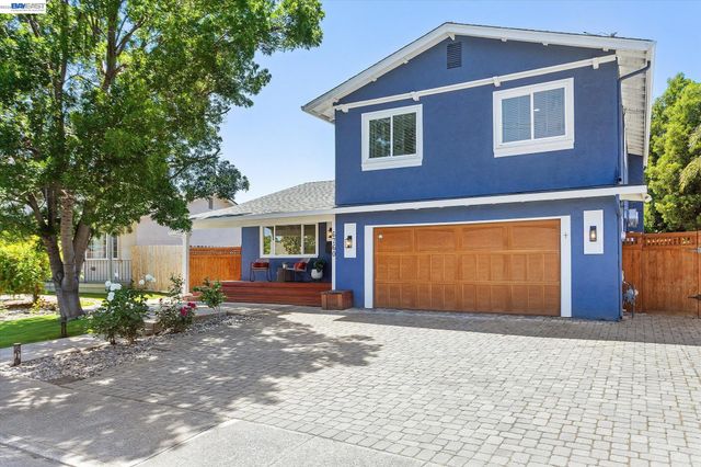6760 Maple Dr, Dublin, CA 94568