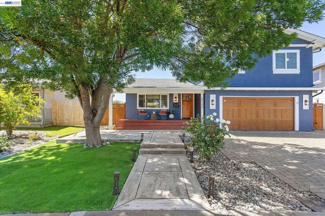 6760 Maple Dr, Dublin, CA 94568
