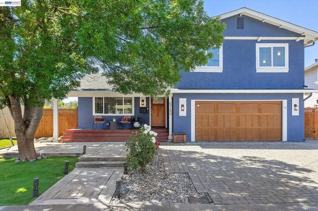 6760 Maple Dr, Dublin, CA 94568