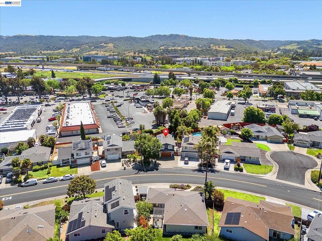 6760 Maple Dr, Dublin, CA 94568