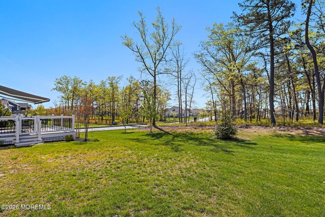 41 Black Bear Drive, Barnegat, NJ 08005