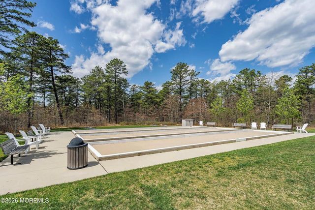 41 Black Bear Drive, Barnegat, NJ 08005