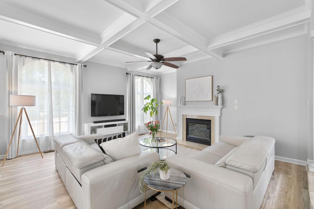 Image 16 of property listing at 7144 ELK MAR DR S, Elkridge, MD 21075
