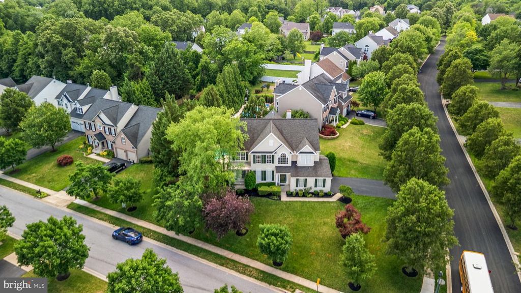 Image 53 of property listing at 7144 ELK MAR DR S, Elkridge, MD 21075