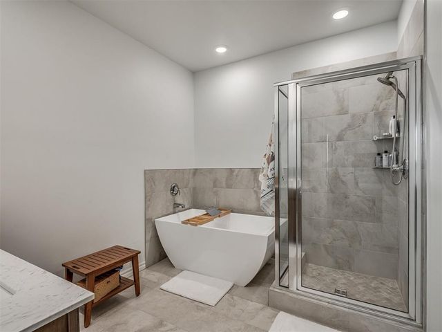 9060 NW 149th Terrace, Yukon, OK 73099