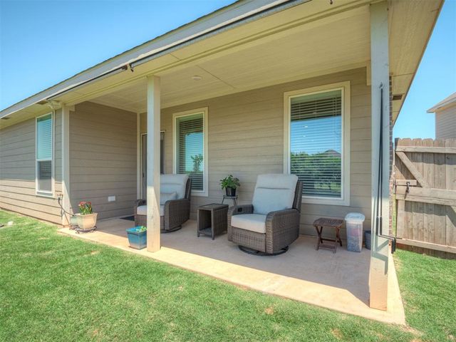 9060 NW 149th Terrace, Yukon, OK 73099