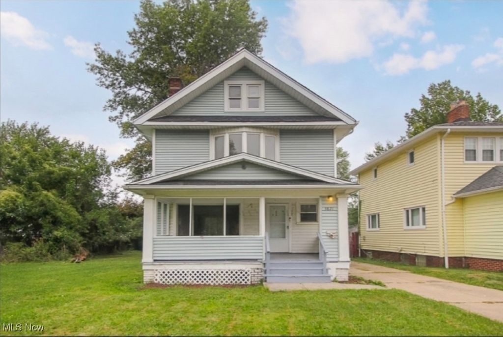 3821 Delmore Road, Cleveland Heights, OH 44121