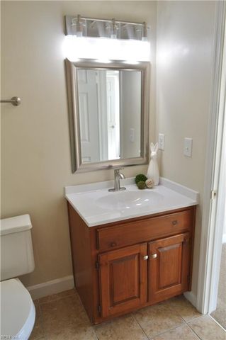 170 River Point DR, Suffolk, VA 23434