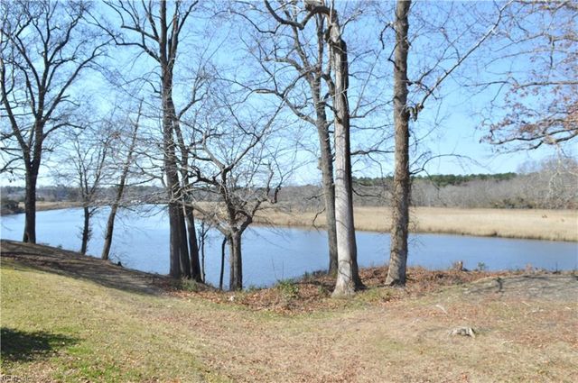 170 River Point DR, Suffolk, VA 23434