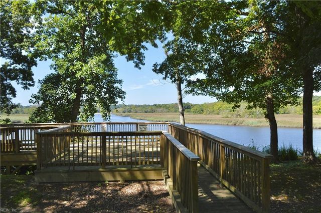 170 River Point DR, Suffolk, VA 23434