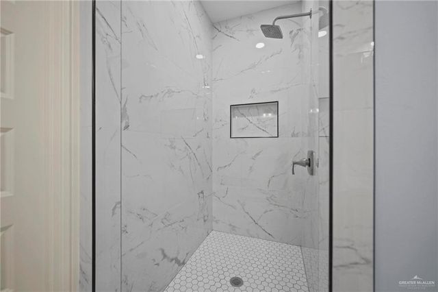 994 Roadrunner Street, Rio Grande City, TX 78582