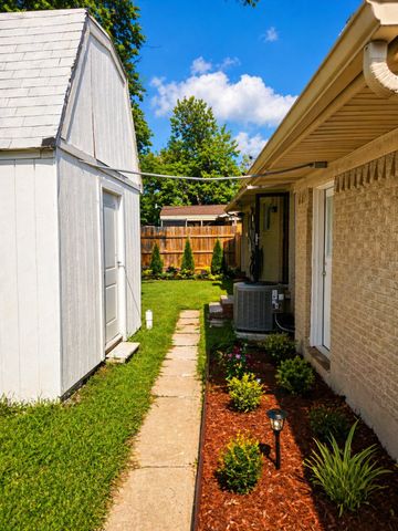 2719 Oates Drive, Dallas, TX 75228