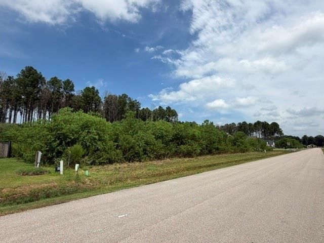 214 County Road 6614, Dayton, TX 77535