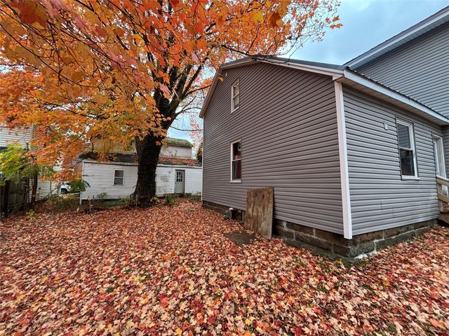 752 GARDEN Street, Meadville, PA 16335