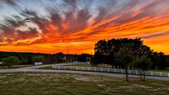 117 Rock Salt Drive, Springtown, TX 76082