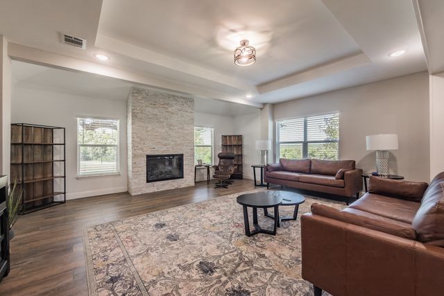 117 Rock Salt Drive, Springtown, TX 76082