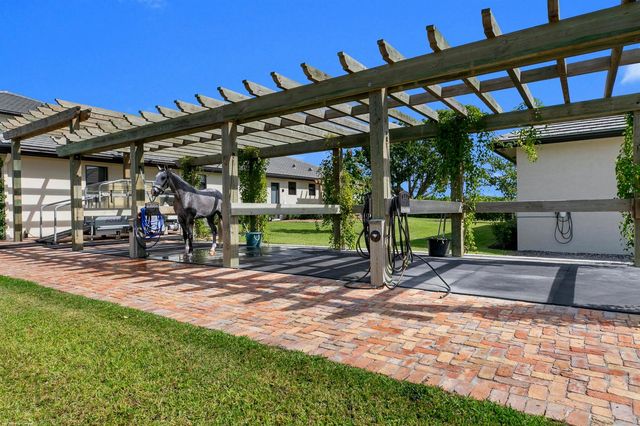 14710 Palm Beach Point Boulevard, Wellington, FL 33414