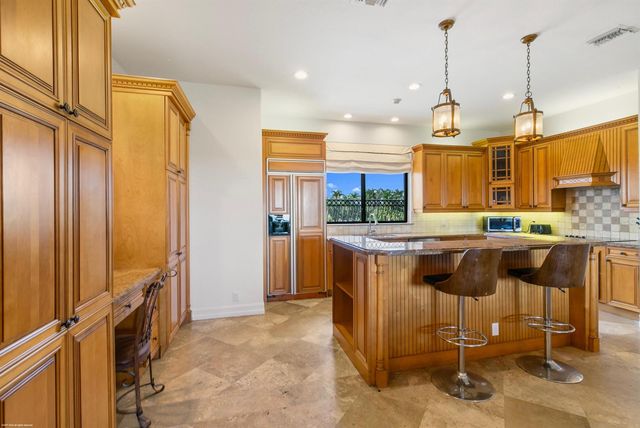 14710 Palm Beach Point Boulevard, Wellington, FL 33414