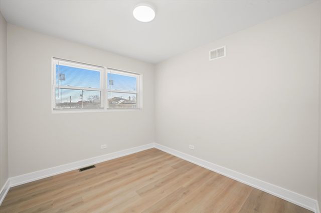 17060 Louis Avenue, South Holland, IL 60473