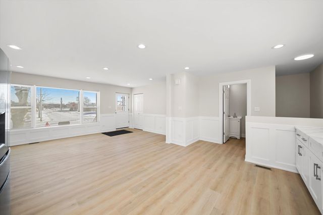 17060 Louis Avenue, South Holland, IL 60473