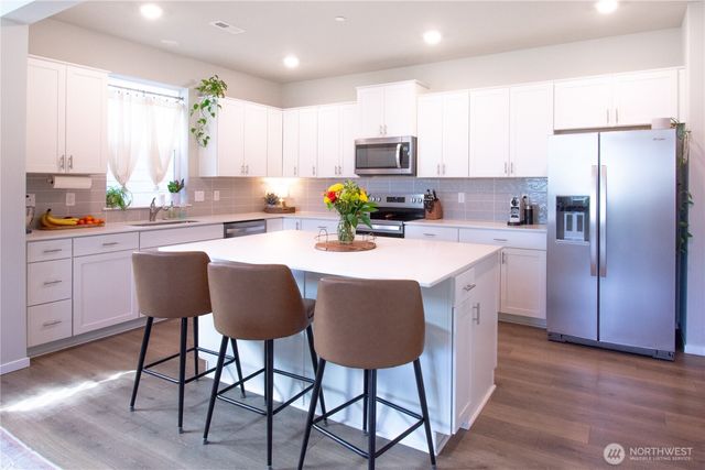 14911 202nd Avenue Court E, Bonney Lake, WA 98391