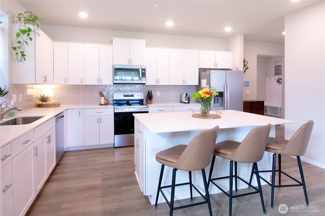 14911 202nd Avenue Court E, Bonney Lake, WA 98391