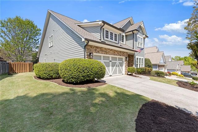 7839 Keepsake Lane, Flowery Branch, GA 30542