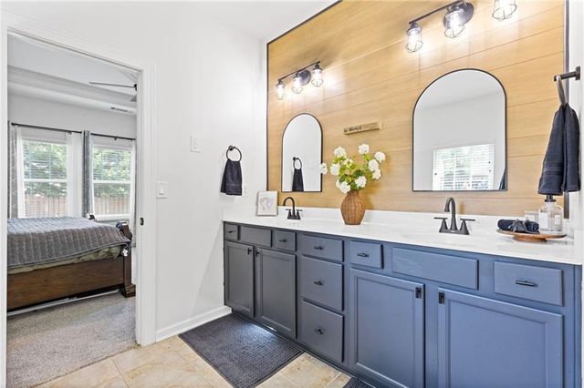 7839 Keepsake Lane, Flowery Branch, GA 30542