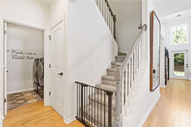 7839 Keepsake Lane, Flowery Branch, GA 30542