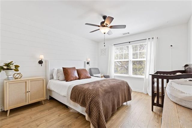 7839 Keepsake Lane, Flowery Branch, GA 30542