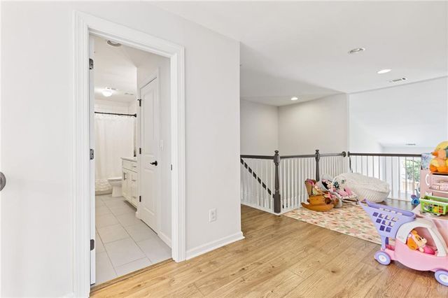 7839 Keepsake Lane, Flowery Branch, GA 30542