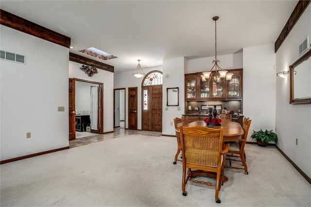 3316 S Victoria Drive, Blue Springs, MO 64015