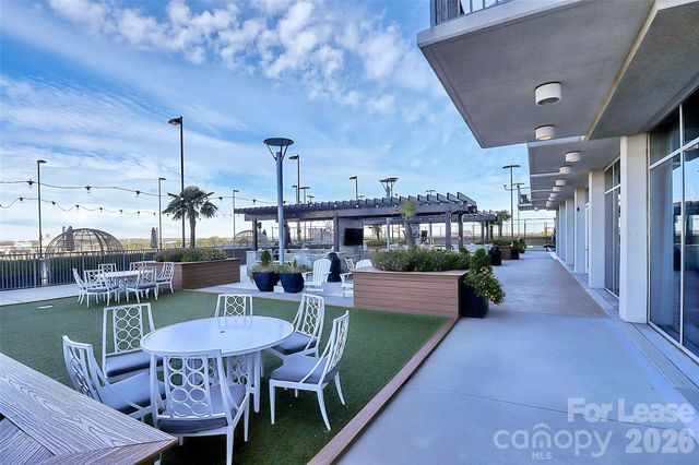 215 Pine Street N 4204, Charlotte, NC 28202