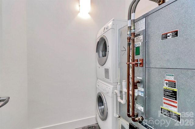 215 Pine Street N 4204, Charlotte, NC 28202