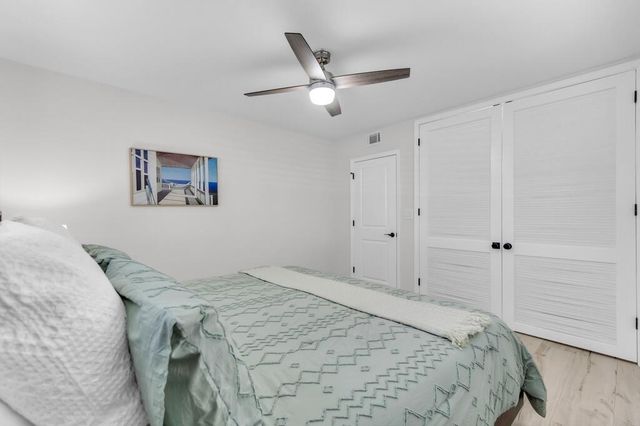 4848 NE 23RD Avenue 8A, Fort Lauderdale, FL 33308