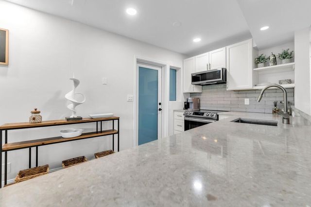 4848 NE 23RD Avenue 8A, Fort Lauderdale, FL 33308