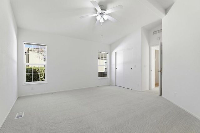 191 E El Camino Real, Mountain View, CA 94040