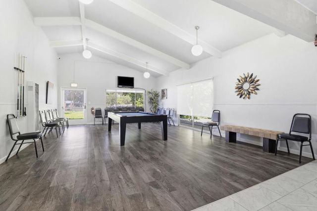 191 E El Camino Real, Mountain View, CA 94040