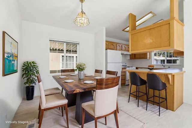 191 E El Camino Real, Mountain View, CA 94040